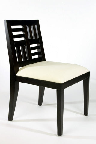 Indo Puri Quatro Chair w/White Cushion