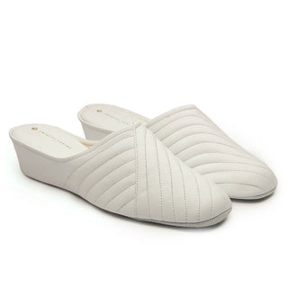 Jacques Levine Indoor Classic White Pleated Slipper