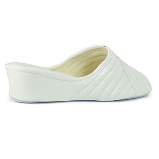 Jacques Levine Indoor Classic White Pleated Slipper