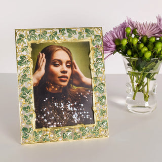 Olivia Riegel Ivy Frame