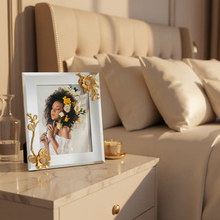 Olivia Riegel Botanica Frame